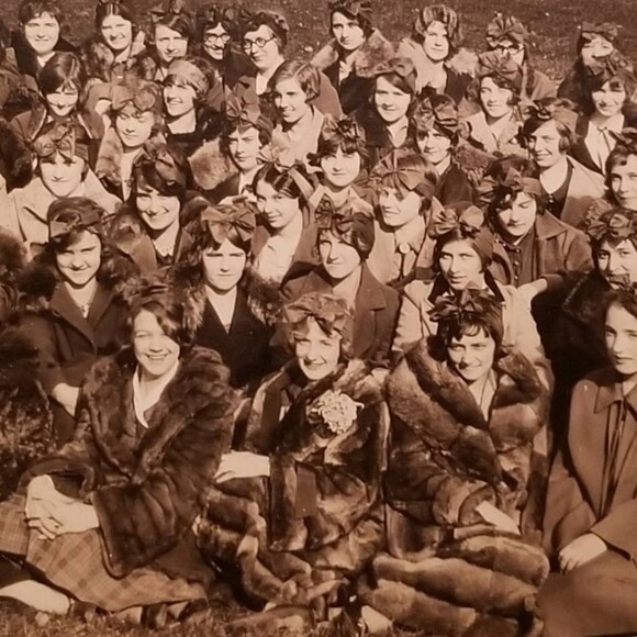 1920s 2 Vintage Photos of Women From Penn State College ~7"x4.5" - Picture 3 of 10